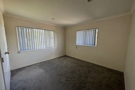 Photo of property in 122 Hugh Green Drive, Pinehill, Auckland, 0632