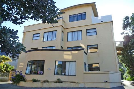 Photo of property in 566j Adelaide Road, Berhampore, Wellington, 6023