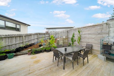 Photo of property in 55 Platinum Rise, Ranui, Auckland, 0612