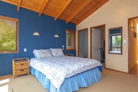 Photo of property in 57 Motuhoa Road, Tairua, 3508