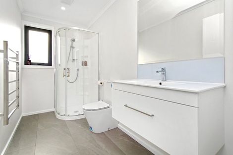 Photo of property in 24 Porokaiwhiri Street, Crofton Downs, Wellington, 6035