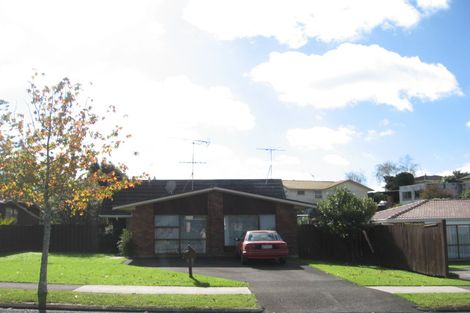 Photo of property in 27 Beechdale Crescent, Pakuranga Heights, Auckland, 2010