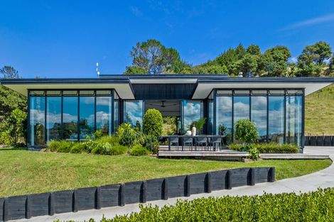 Photo of property in 343 Kanohi Road, Kaukapakapa, 0873