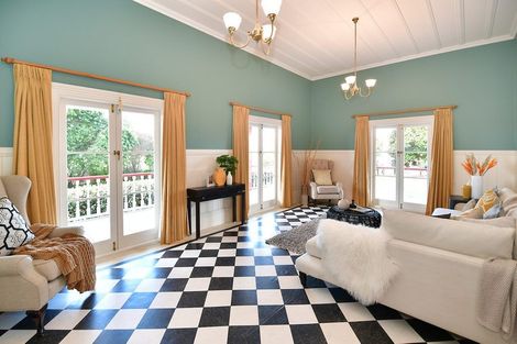 Photo of property in 14 Nelson Street, Helensville, 0800