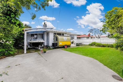 Photo of property in 114 Old Wairoa Road, Papakura, 2110