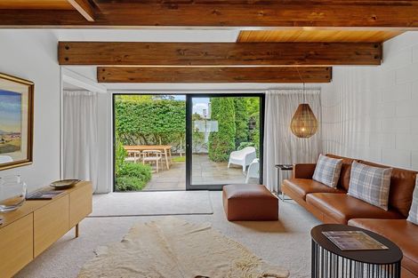 Photo of property in 16 Office Road, Merivale, Christchurch, 8014