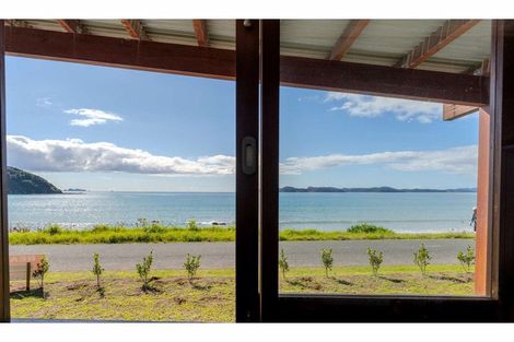 Photo of property in 135 Long Beach Road, Russell, 0202