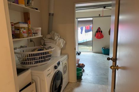 Photo of property in 2/50 Porutu Street, Fairfield, Lower Hutt, 5011