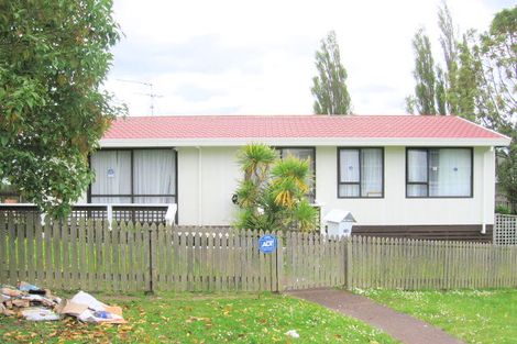 Photo of property in 1/16 Maywood Crescent, Glen Eden, Auckland, 0602