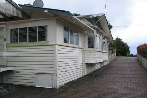 Photo of property in 27 Horotutu Road, Greenlane, Auckland, 1061
