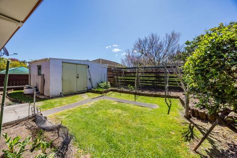 Photo of property in 2/29 Trentham Road, Papakura, 2110