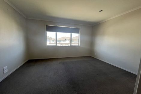 Photo of property in 5 Akeake Lane, Manurewa, Auckland, 2102