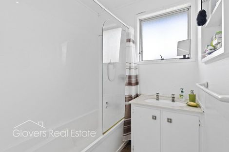 Photo of property in 5/89 Bruce Mclaren Road, Henderson, Auckland, 0612