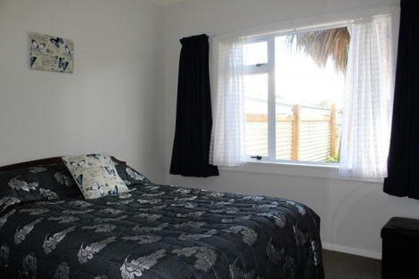 Photo of property in 15 Neptune Street, Dannevirke, 4930