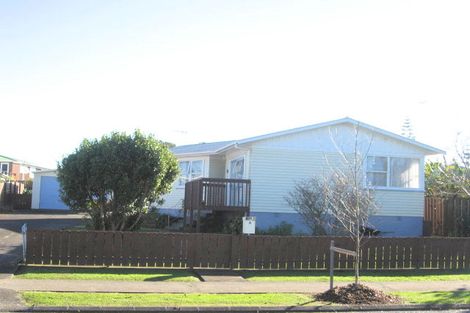 Photo of property in 4 Addington Avenue, Manurewa, Auckland, 2102