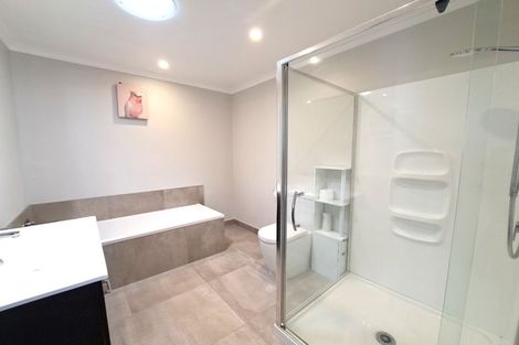Photo of property in 28 Kauri Amber Road, Westgate, Auckland, 0614
