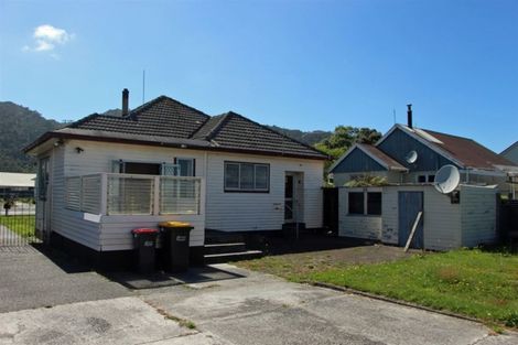 Photo of property in 42 Firth Street, Cobden, Greymouth, 7802