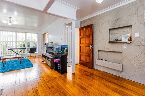 Photo of property in 225 Puhinui Road, Papatoetoe, Auckland, 2025