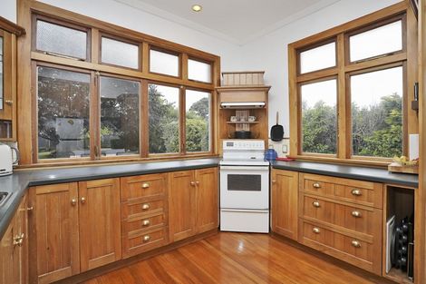 Photo of property in 12 Prince Street, Winton, 9720