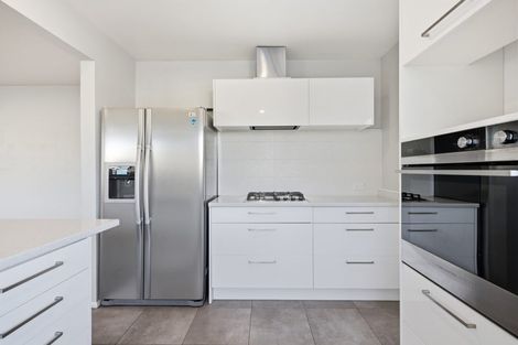 Photo of property in 2/154 Warren Crescent, Hillmorton, Christchurch, 8025