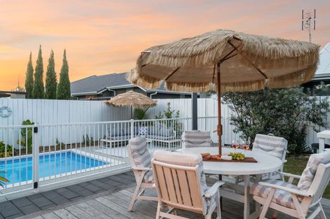 Photo of property in 24 Raiha Street, Papamoa Beach, Papamoa, 3118