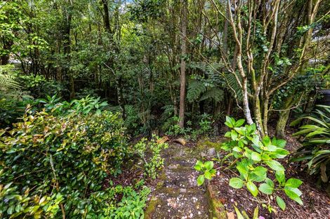 Photo of property in 68 Woodfern Crescent, Titirangi, Auckland, 0604