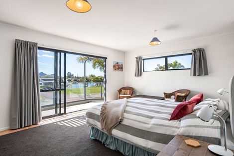 Photo of property in 332 Waterways Parade, Pauanui, Hikuai, 3579