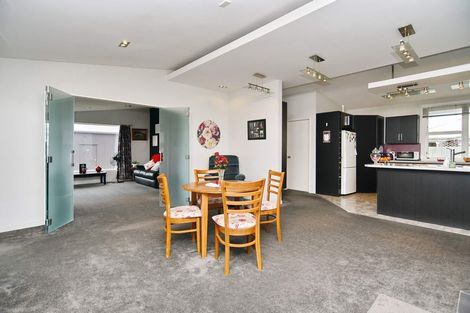 Photo of property in 10 Hugh Street, Kaiapoi, 7630