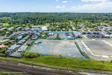 Photo of property in 680 Swanson Road, Swanson, Auckland, 0612