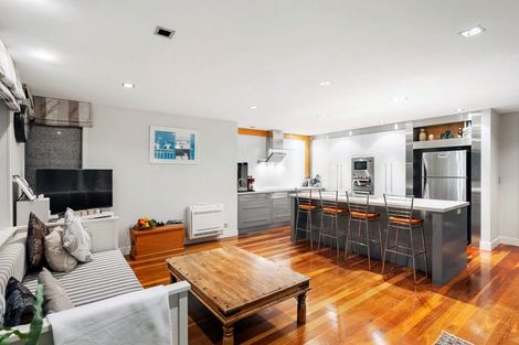 Photo of property in 41 Prospect Terrace, Milford, Auckland, 0620