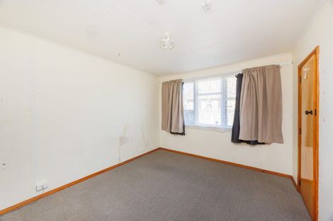 Photo of property in 35 Coventry Street, Highbury, Palmerston North, 4412