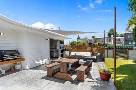 Photo of property in 6 Glen Street, Levin, 5510