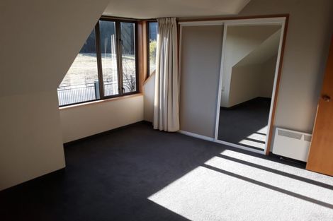 Photo of property in 4 Regalwood Close, Parklands, Christchurch, 8083