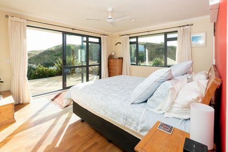 Photo of property in 97 Raukawa Road, Peka Peka, Waikanae, 5391