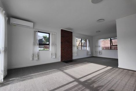 Photo of property in 6 Hoylake Place, Wattle Downs, Auckland, 2103