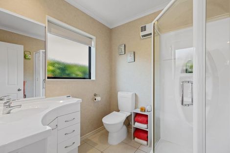 Photo of property in 21 Kahira Crescent, Papamoa Beach, Papamoa, 3118