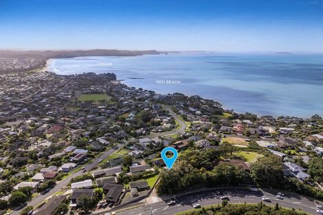 Photo of property in 236 Whangaparaoa Road, Red Beach, 0932