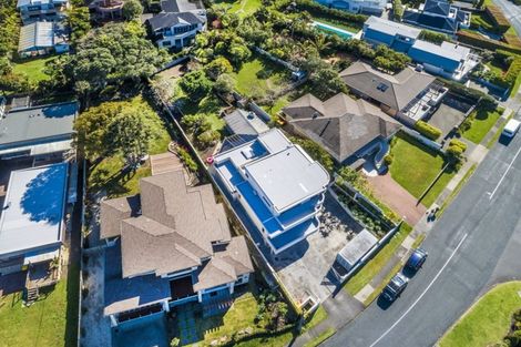 Photo of property in 26 Churchill Road, Murrays Bay, Auckland, 0630