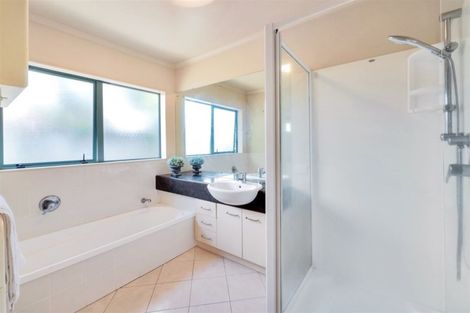 Photo of property in 11 Checkerberry Court, Henderson, Auckland, 0612