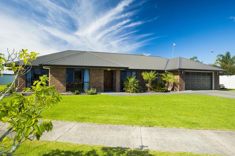 Photo of property in 14 Sterling Park, Lytton West, Gisborne, 4010