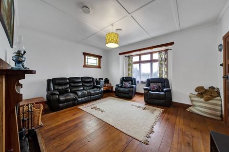 Photo of property in 5 Glasgow Street, Hawera, 4610