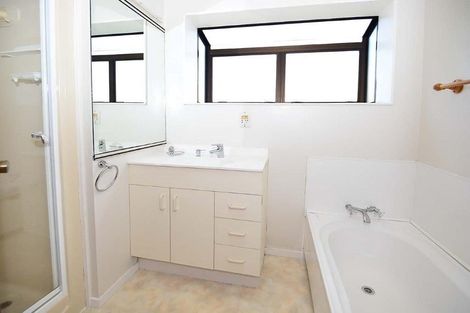 Photo of property in 119 Riverside Road, Orewa, 0931