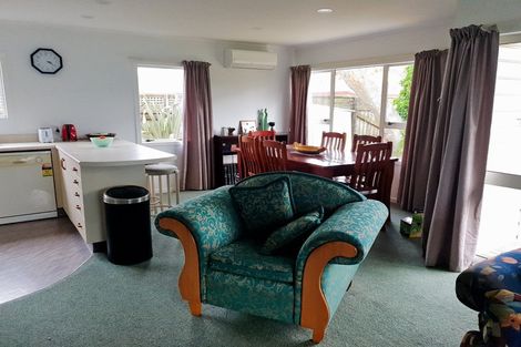 Photo of property in 135a Williams Street, Cambridge, 3434