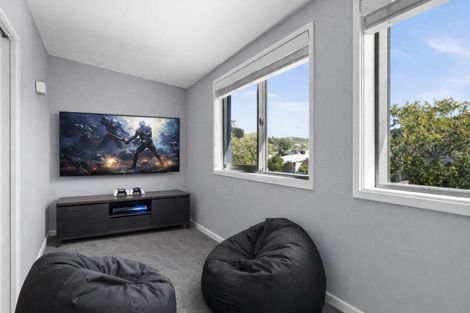 Photo of property in 12 Moorhouse Street, Taradale, Napier, 4112