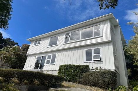 Photo of property in 48 Huntingdon Street, Northland, Wellington, 6012