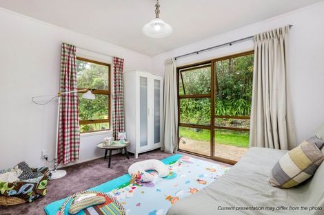 Photo of property in 1028 East Coast Road, Fairview Heights, Auckland, 0630