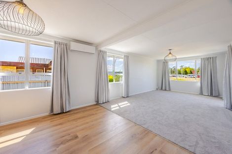 Photo of property in 45 Caernarvon Drive, Flaxmere, Hastings, 4120