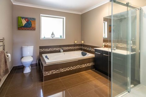 Photo of property in 2 Fairhurst Place, Rolleston, 7614