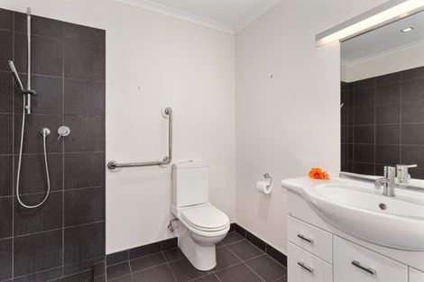 Photo of property in White Isle Apartments, 6/23 Quay Street, Whakatane, 3120