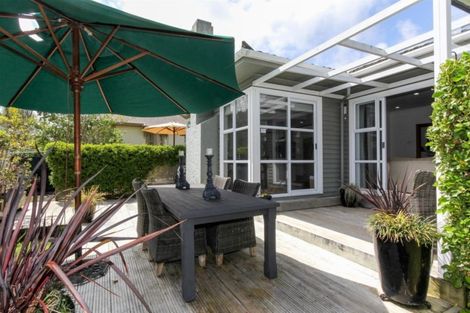 Photo of property in 29 Rogan Street, New Plymouth, 4310